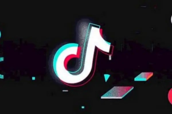 快手上线喜翻，抖音推出群聊，短视频社交会成为下一个增长点吗？